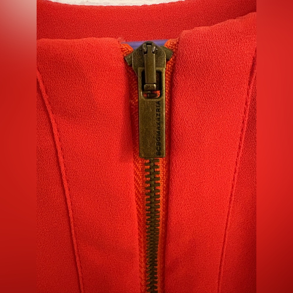 BCBGMAXAZRIA Red Layered Sleeveless Dress Size Large Back Zip Shift - Picture 4 of 7